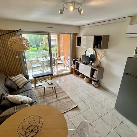 Appartement Bedroom In Pool Parking *