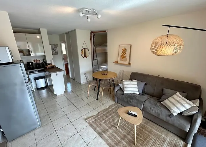 Apartmán Bedroom In Pool Parking